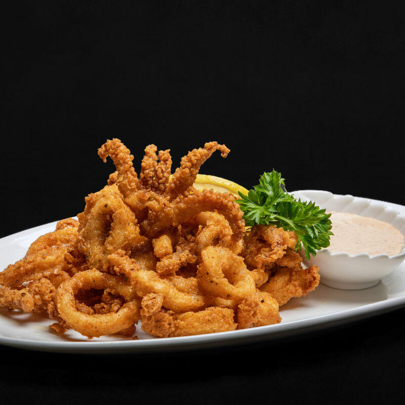 1/2 lb Calamari fried